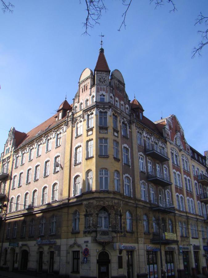 Jopi Hostel Katowice Centrum Exterior photo